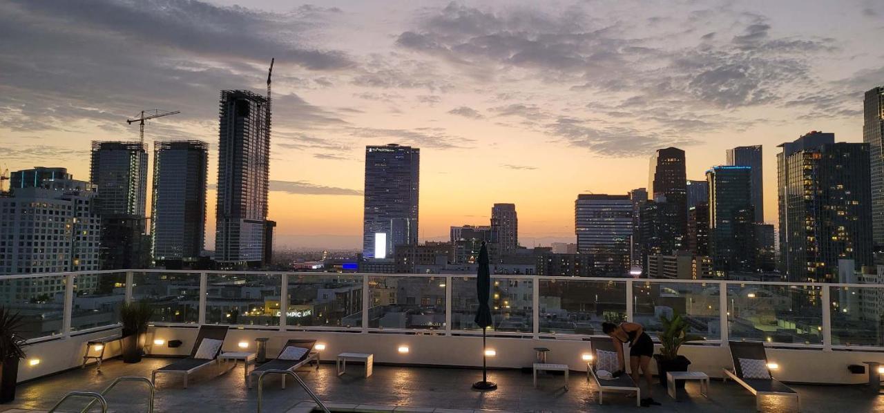 Nyc Styled Loft In Dtla, Sleeps 4 With Free Parking! Apartment Лос Анджелис Екстериор снимка
